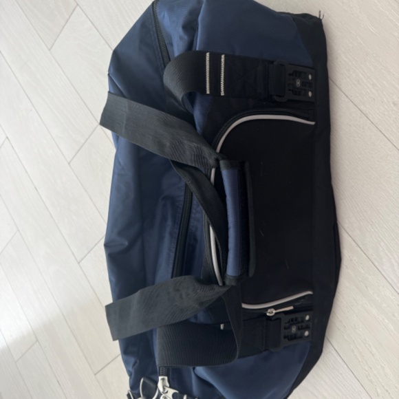 OGIO Big Dome Street Duffel – Spacious&Durable with Ventilated Shoe Compartment - Picture 7 of 10